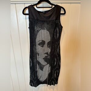 LUNGIDAME Ladies Women’s Size Small Black & White Sleeveless Dress Face on Front